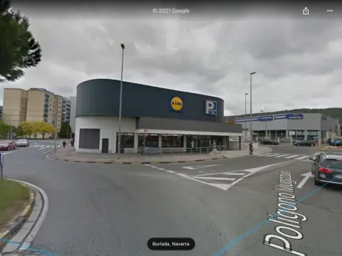 Local comercial en Mugazuri Industrialdea