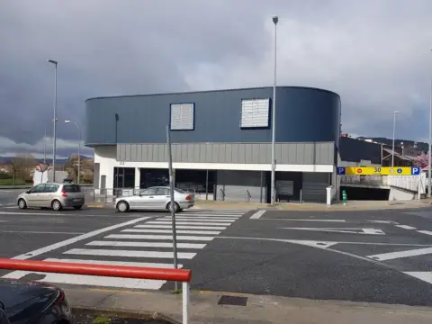 Local comercial en Mugazuri Industrialdea