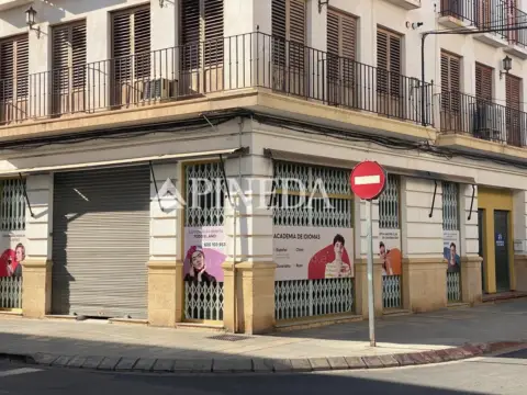 Local comercial en Carrer de Progrés