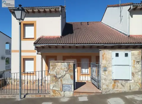 Casa pareada en calle de los Corteceros