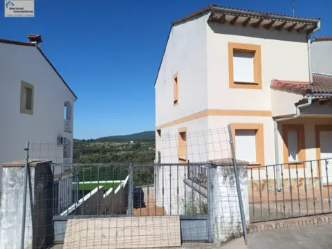 Casa pareada en calle de los Corteceros