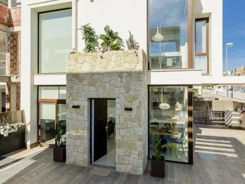 Chalet en Costa Blanca Sur