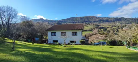 Chalet en Camino Gañon Baldornon