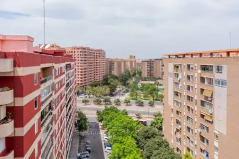 Piso en Plaza de Fray Luis Colomer, 9