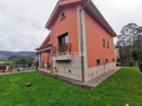 Chalet en calle Lugar Freixeiro