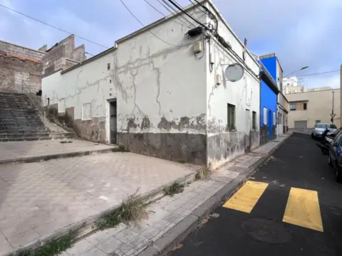 Casa en calle Araceli, nº 8