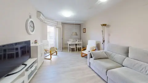 Piso en calle de la Isla de Cerdeña, 22