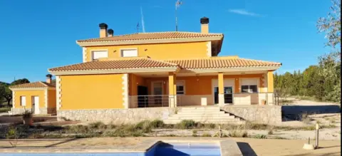 Casa unifamiliar en Yecla