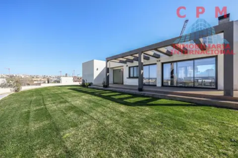 Chalet en Los Satélites-Roza Martín