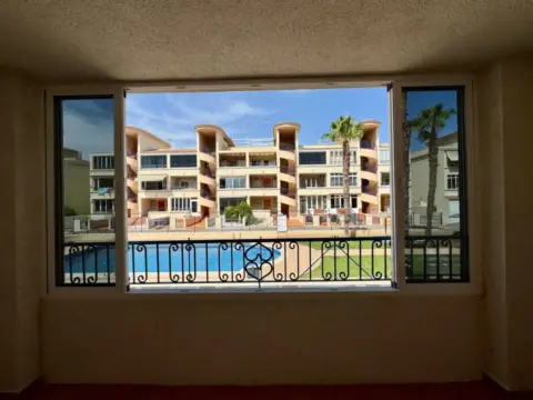Piso en calle Rosa-Villa Rosa