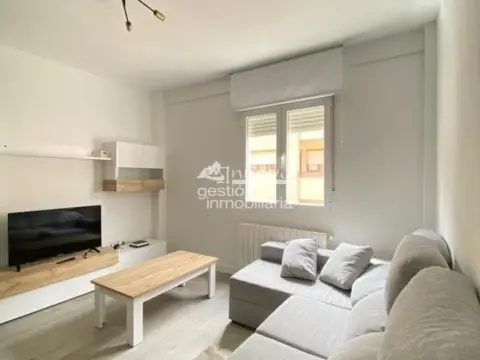 Piso en Avenida del Acueducto