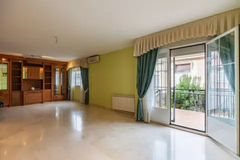 Casa pareada en Pintores-Ferial