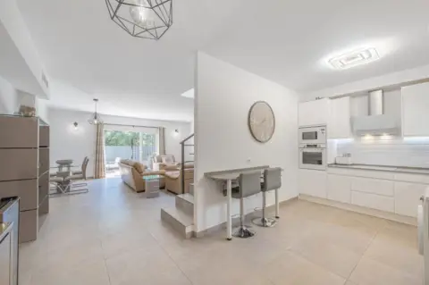 Casa adosada en Avenida de Acapulco, 8