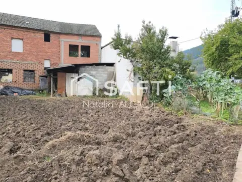 Casa unifamiliar en Cacabelos