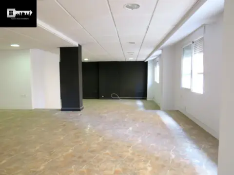 Local comercial en Benalua