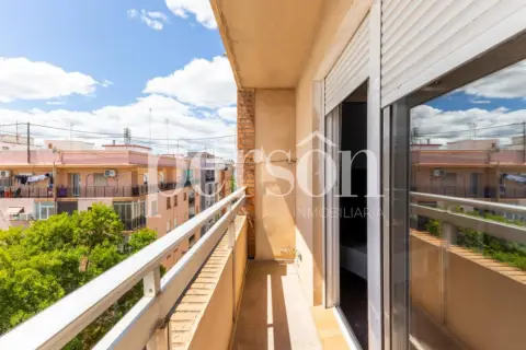 Piso en Torrefiel