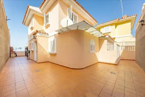 Chalet en calle Faya