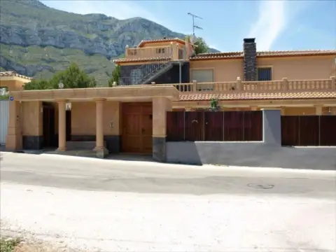 Chalet en Camino Corral de Calafat, 54