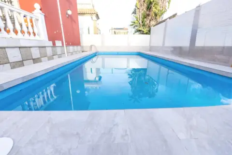 Casa en calle del Mar del Coral