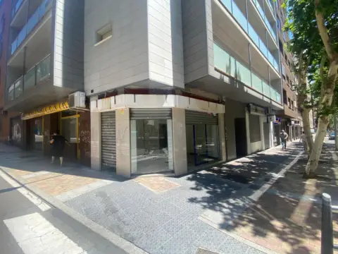 Commercial space in Avenida de Portugal, 22