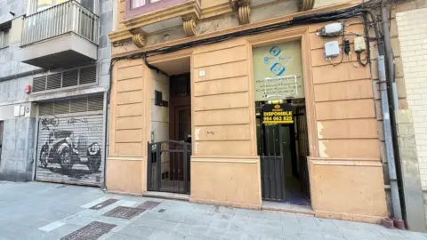 Local comercial en calle de Jacobo Olañeta