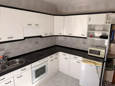 Casa adosada en calle del Arroyo de los Molinos