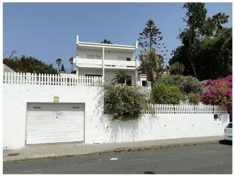 Chalet en calle Rafael Rafaely, 31