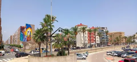 Piso en Carrer de César Cataldo