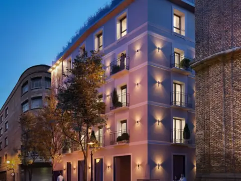 Piso en calle de Joaquín Gil Berges, 8