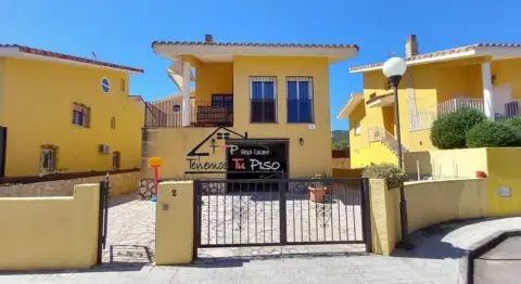 Chalet en calle Santa Magdalena (De)