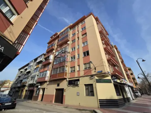 Piso en calle de Ejea de los Caballeros, 37