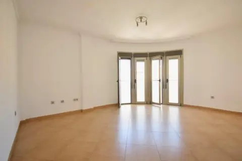 Piso en Pabellón-Estación-Corte Inglés