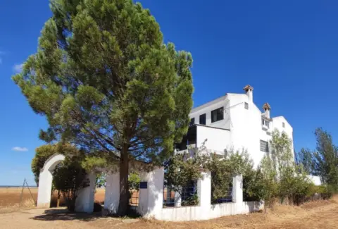 Finca rústica en Castellanos de Villiquera