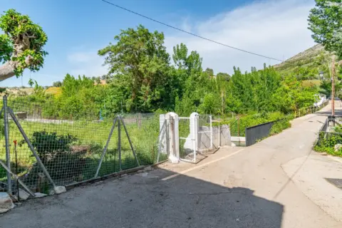 Casa en calle del Nacimiento, 14