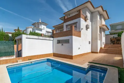 Chalet en Cortijo de La Luz