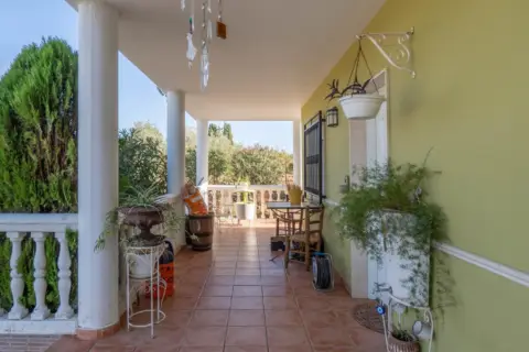 Chalet en calle 18370