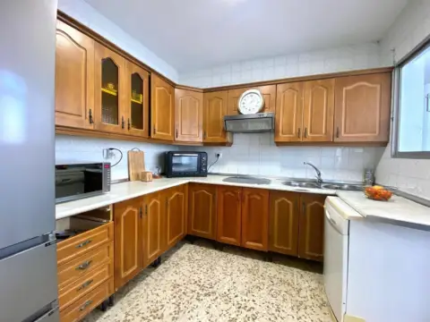 Piso en El Pino-Bajo de Guía
