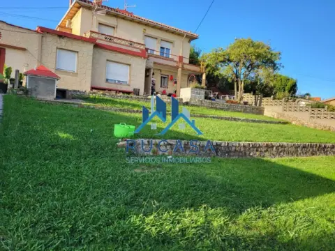 Chalet en calle de la Lluja