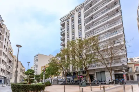 Piso en Plaza San Sebastián, 2