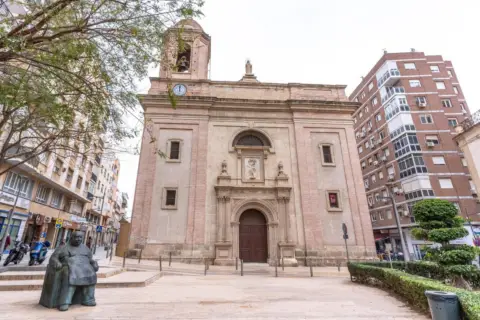 Piso en Plaza San Sebastián, 2