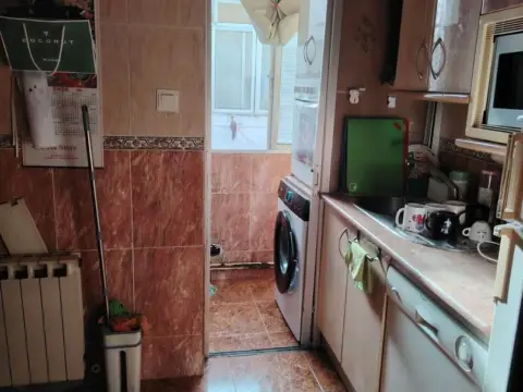 Piso en calle de la Hornija, 6