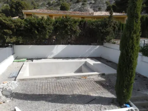 Casa pareada en Urbanizacion El Puntal 2
