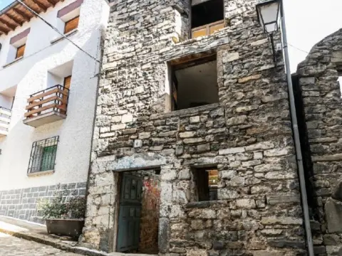 House in calle Mayor, 6