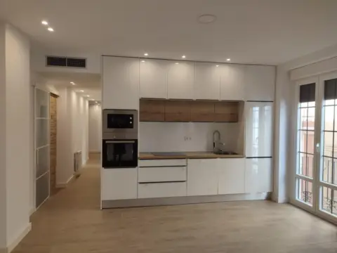 Piso en calle de la Manifestación