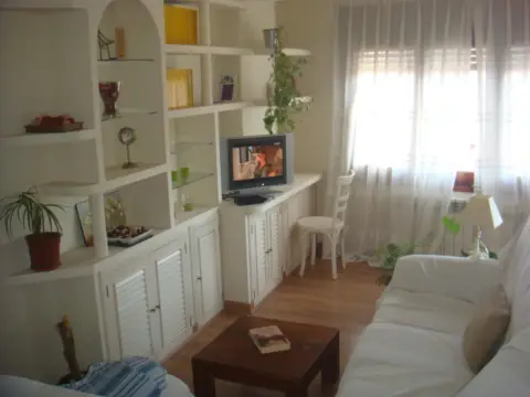 Piso en Ronda de Teruel, 36