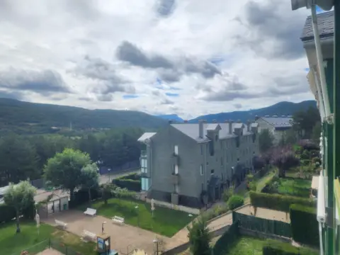 Piso en calle Ibón de Iserias