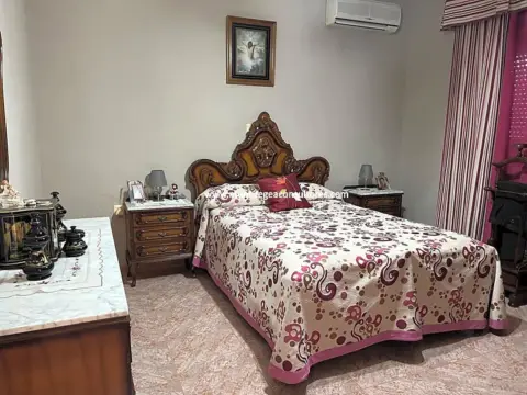 Chalet en Navas del Selpillar