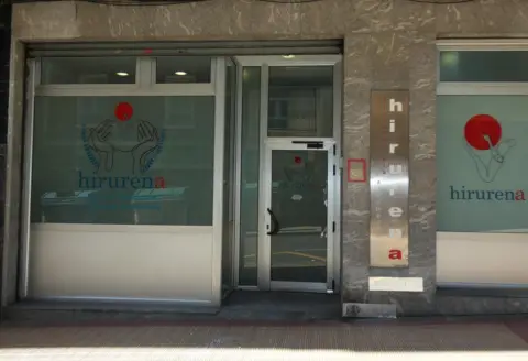 Local comercial en calle de San Valentín de Berriotxoa