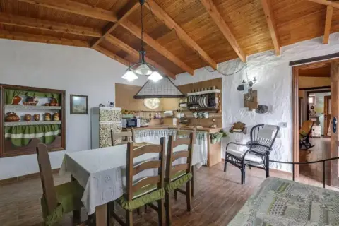 Chalet en calle El Cascajo, 33