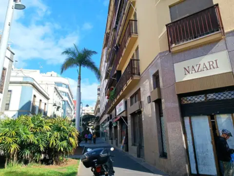 Apartamento en calle de Imeldo Serís, 8